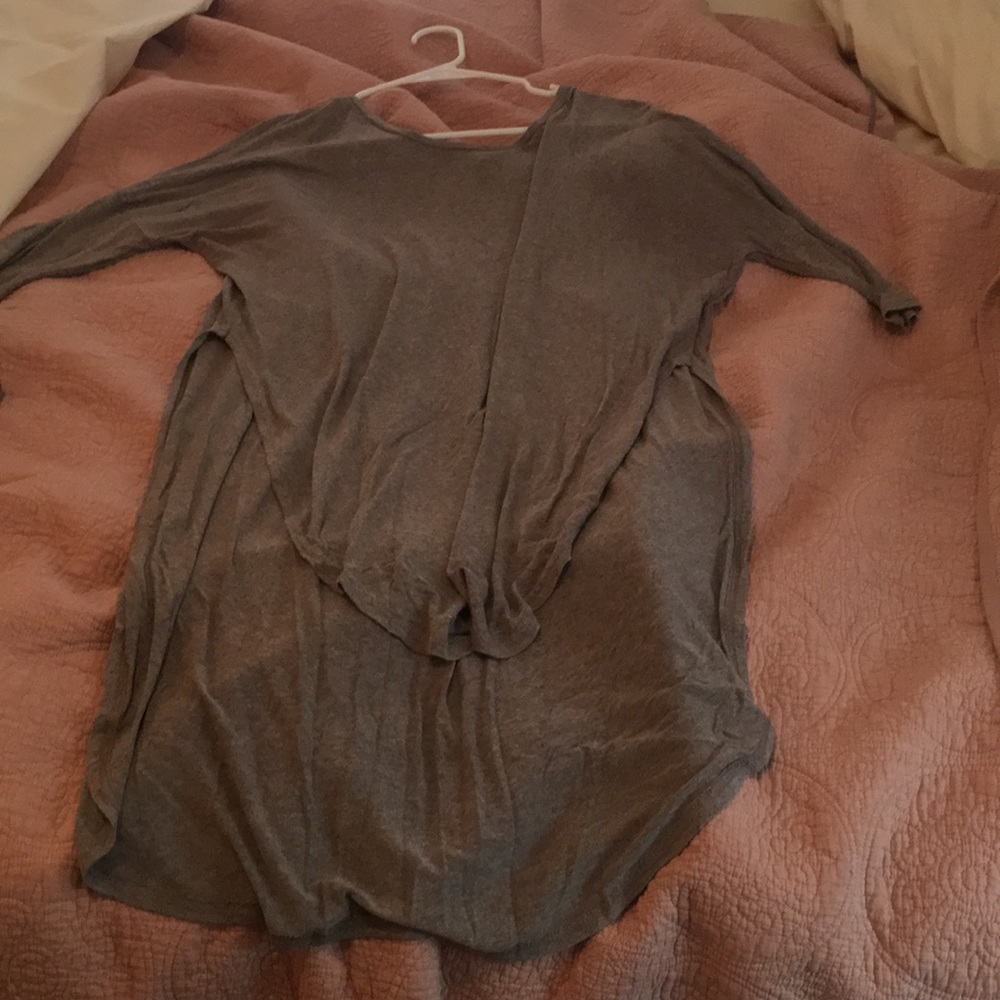 High low 3/4 sleeve tee